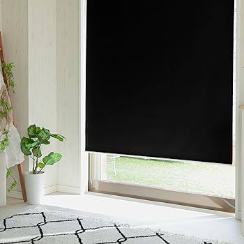 【新品未使用】グラムスタイル ロールスクリーン ブラック 180cm×180cm Amazon｜グラムスタイル ロールスクリーン 幅180cm 丈220cm